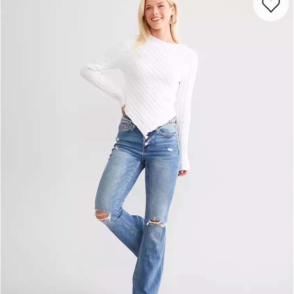 Chic Cable Knit Sweater - white - Picture 3 of 10